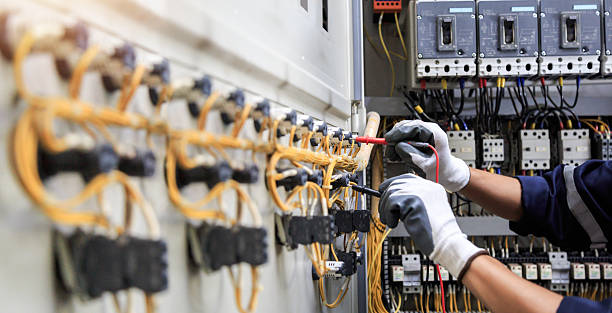 Professional Electrician technician working in Vandercook Lake, MI
